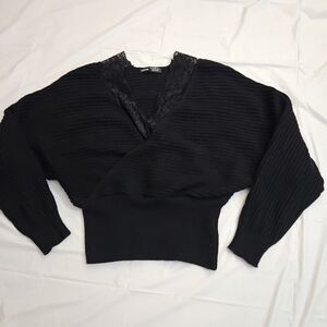 Shein sweater crop, lace v kneck girl cozy style top